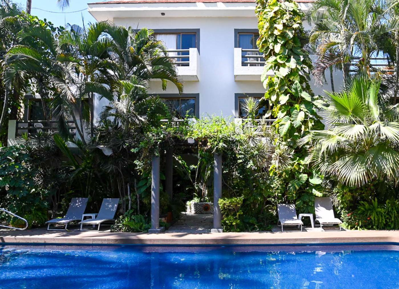 Hotel Palmeras Bucerias Exterior photo