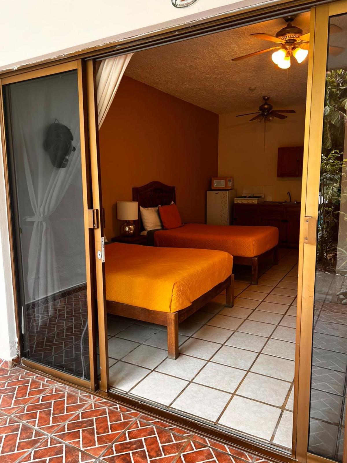 Hotel Palmeras Bucerias Exterior photo